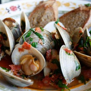 Clams With Spicy Sausage