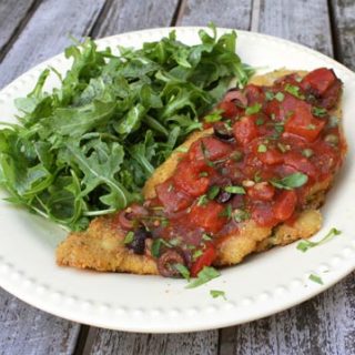 Crispy Chicken Cutlets With Spicy Tomato Sauce